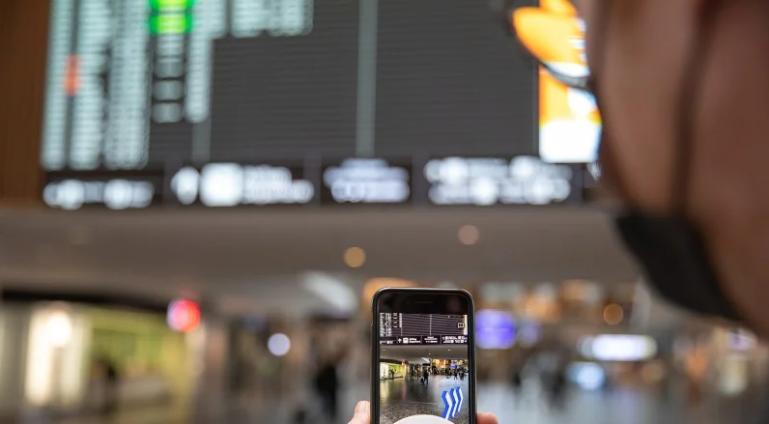 Augmented Reality in Airports